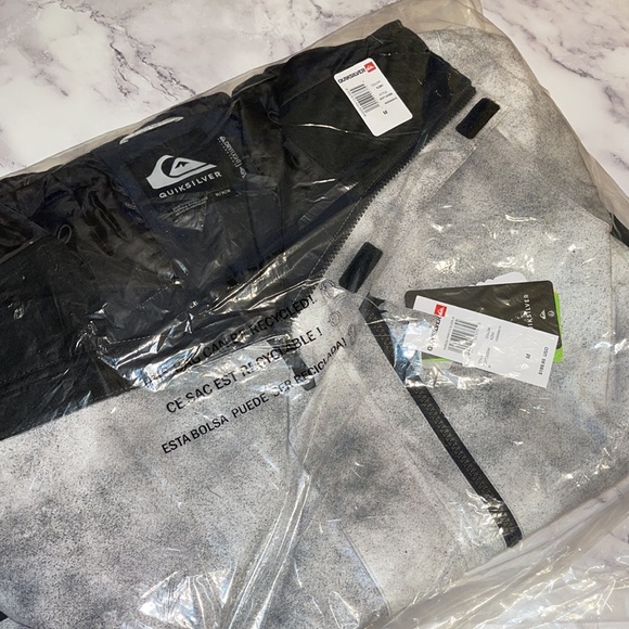 🔥 Quiksilver Mission Printed Block NWT - Picture 8 of 9